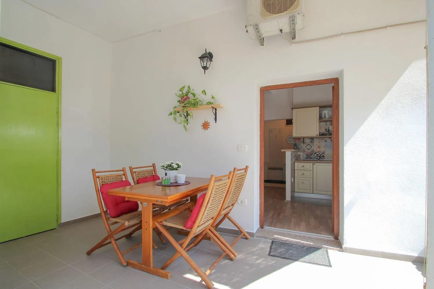 Bezauberndes Studio-Apartment Nur 200 Meter Zum Strand Mit Eigener Galerie Novigrad  0*, Novigrad (Istria) Croatia