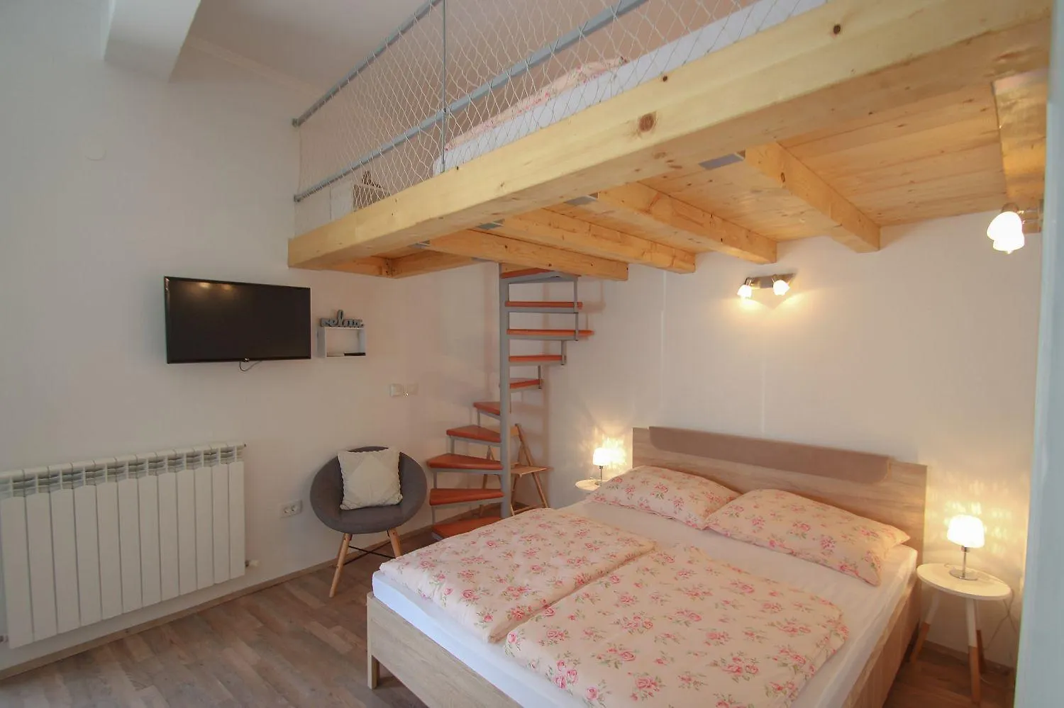 Apartment Bezauberndes Studio-Apartment Nur 200 Meter Zum Strand Mit Eigener Galerie Novigrad